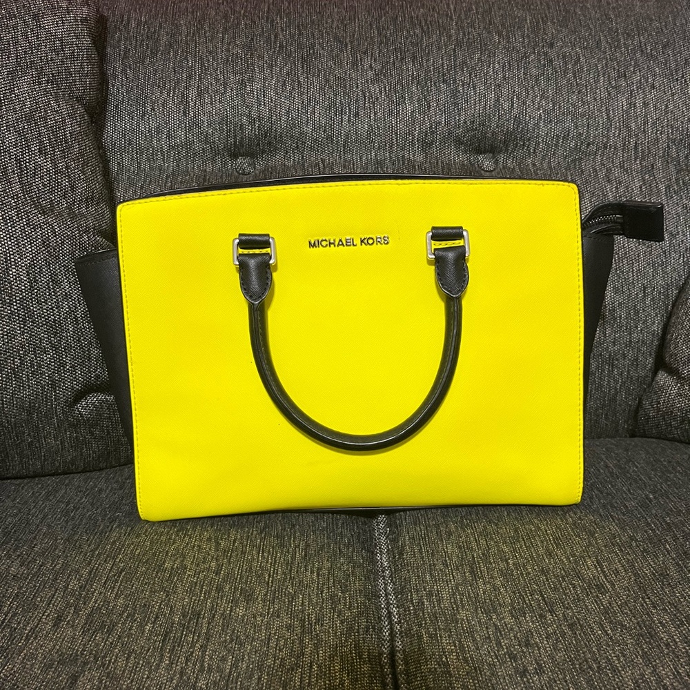 Michael Kors neon bag